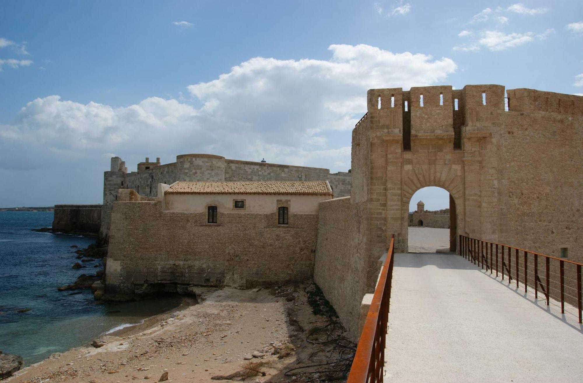 Casabella Apartments Antico Mercato Ortigia Siracusa Сиракуза Екстериор снимка